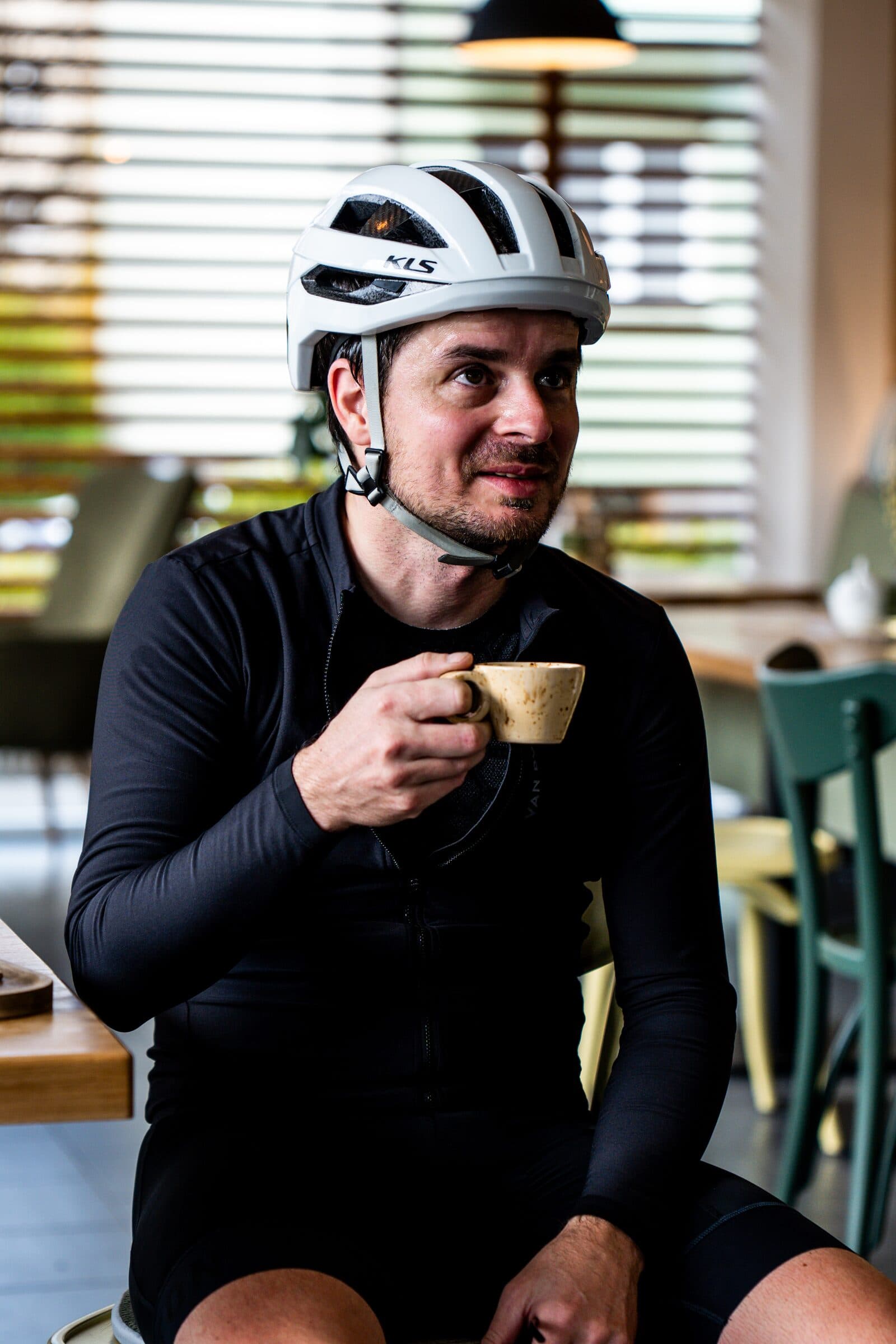 Espresso po dojezdu — kavárenská kultura OMC