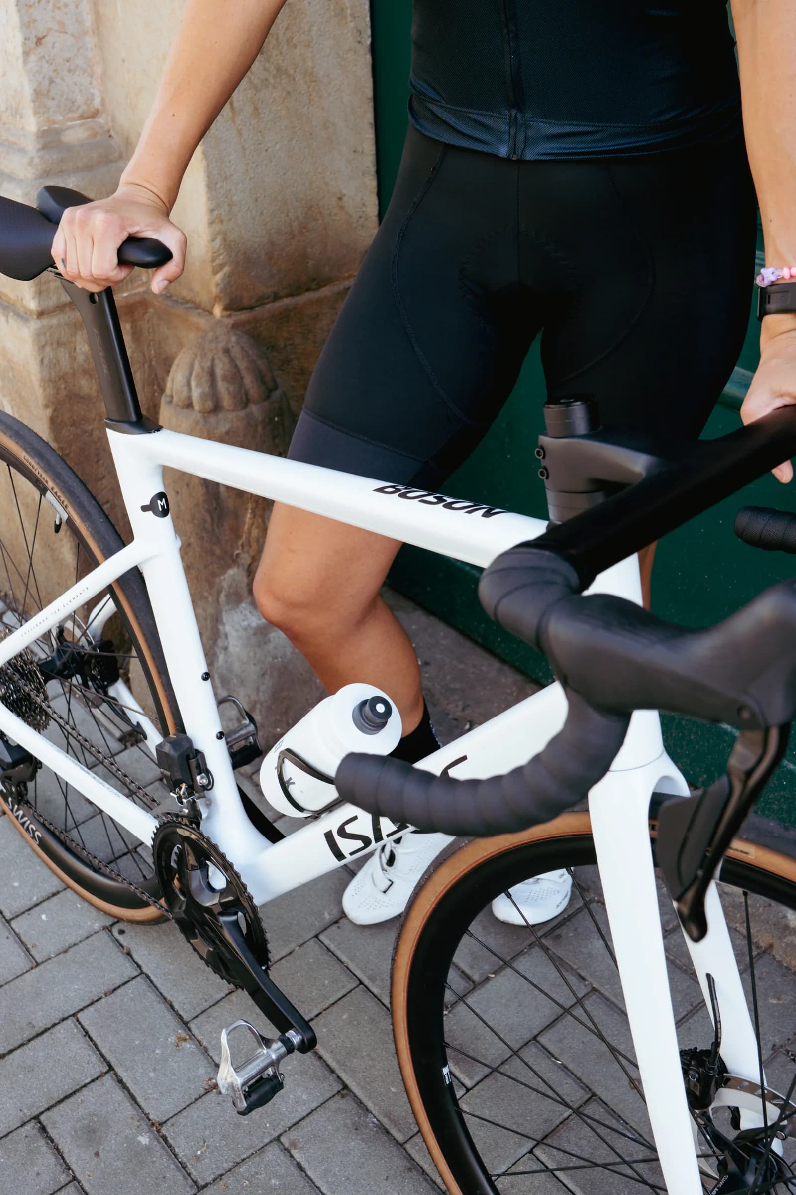 Silniční kolo Isaac Boson Mineral White Ultegra Di2