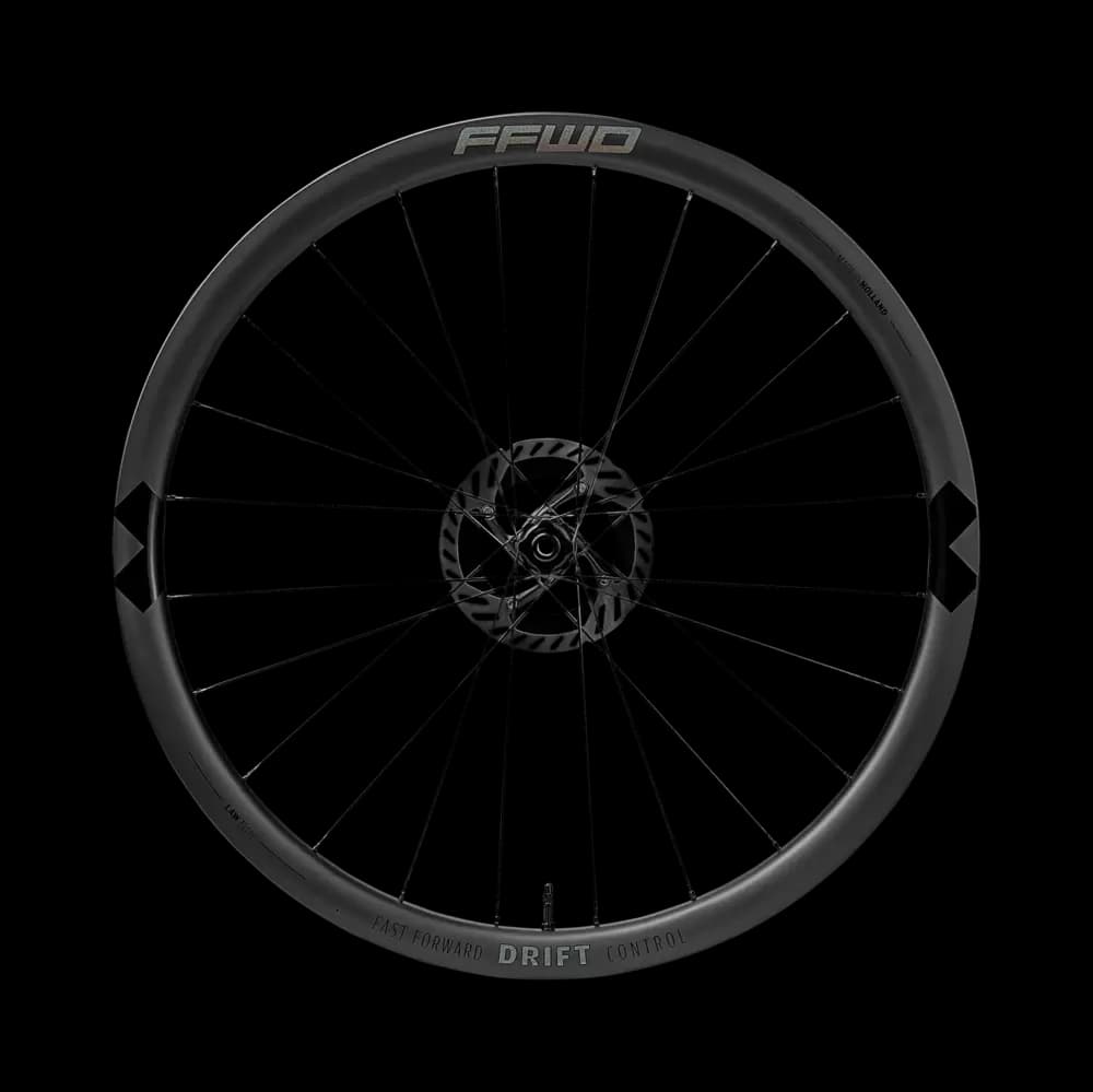Karbonová kola DRIFT CONTROL (36 mm), FFWD N/GAGE 2:1, MattBlack, plášť