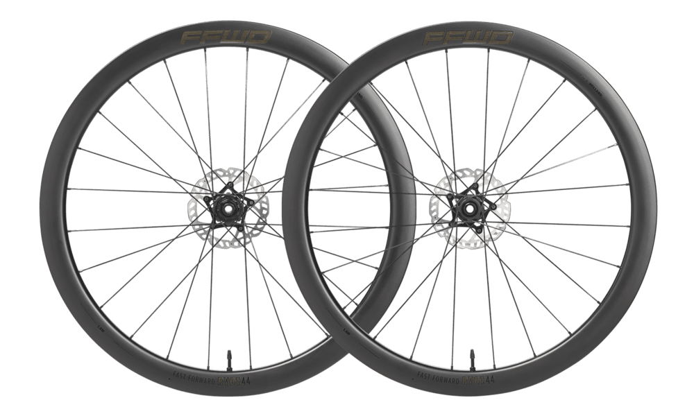 Karbonová kola RYOT44 V2 (44 mm), FFWD N/GAGE 2:1, plášť