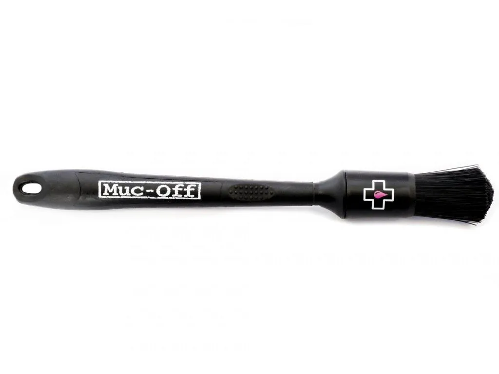 Muc-Off Drivetrain Brush – kartáč na detailní čištění řetězů